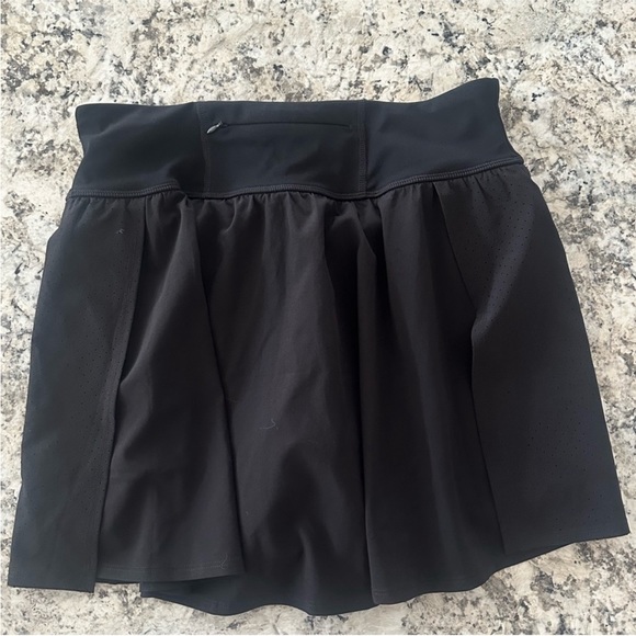 2 for 1 - SPANX Get Moving Skort 🤾🏻‍♀️🏌🏻‍♀️ - Picture 8 of 9